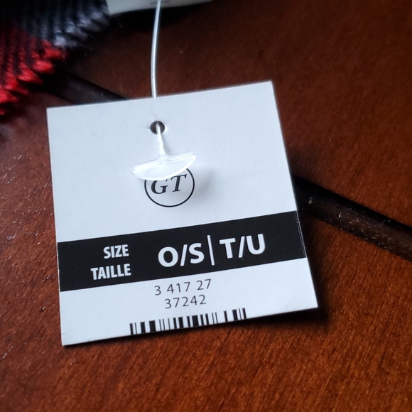 Donated 😃3 for 20😃 Children's Scarf - Picture 2 of 3